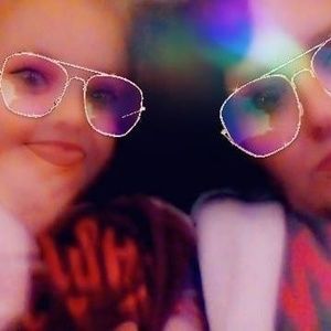 Meet your Posher, Gretchen